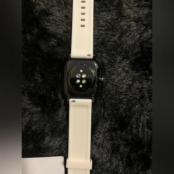 Amazfit Watch with set of 8 watch bands + original band + charger